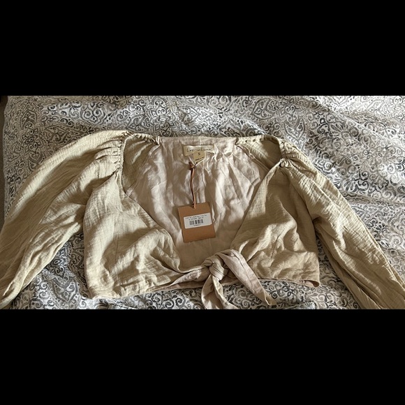 Lost in lunar size S never worn. Bought from 27 boutique - Picture 3 of 3